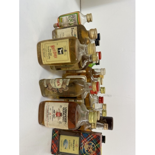 90 - A large collection of miniatures to include mainly Whisky,  Location: R3
If there is no condition re... 