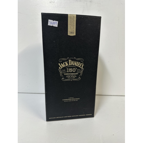 95 - A single bottle of Jack Daniels 150 Anniversary Tennessee Whisky, 1lt,  Location: Shelf 3
If there i... 