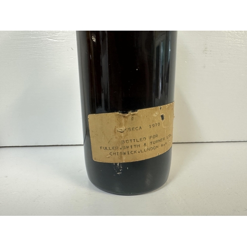 99 - A single bottle of Fonseca 1970 Vintage Port,  
Location: shelf 3
If there is no condition report sh... 