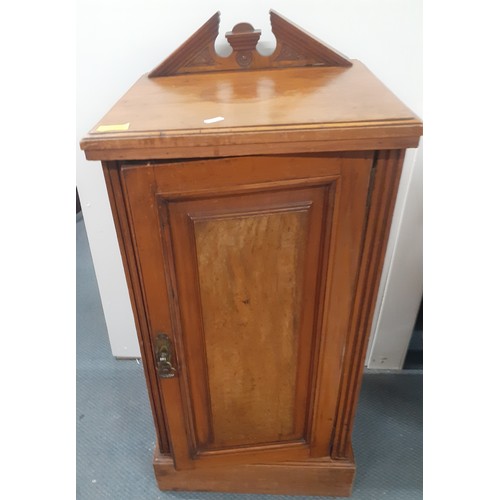 315 - A Georgian oak corner cabinet, 105cm High having 3 internal shelves together with a satinwood pot cu... 