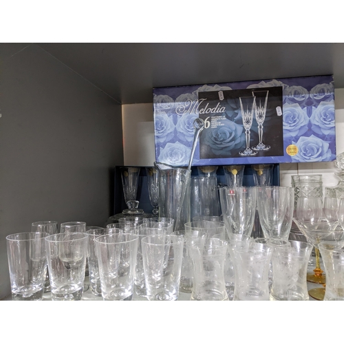 262 - A selection of Swedish and British table glass to include Dartington Sharn design wine and other dri... 