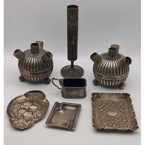 295 - Mixed silver and silver plate to include a silver ashtray and two silver pin dishes, combined weight... 