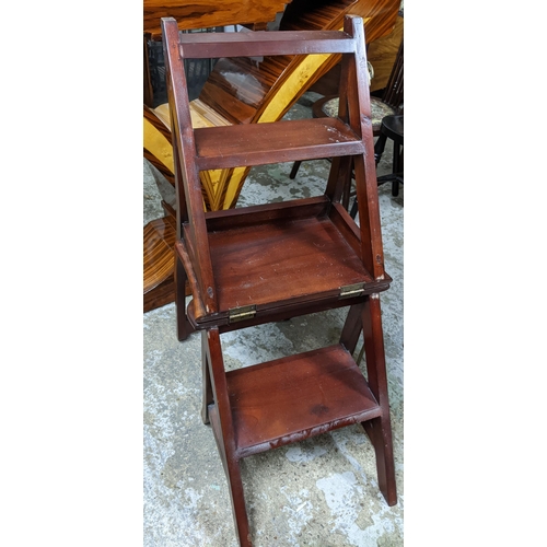 513 - A reproduction mahogany finished metamorphic library steps/chair Location: G
If there is no conditio... 