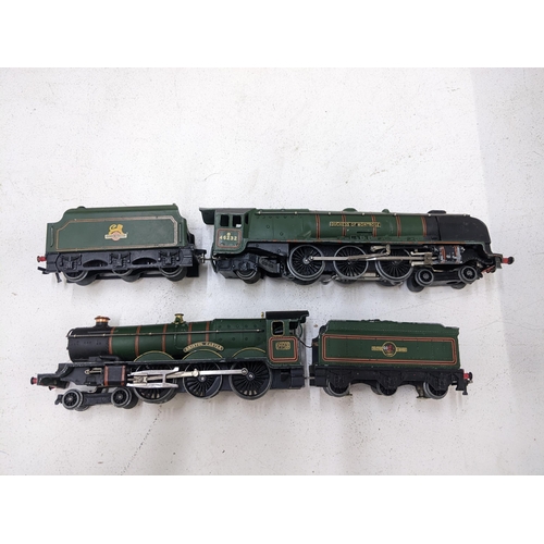 44 - Hornby Dublo model railway equipment to include ' The Duchess of Monrose' locomotive and tender ' Br... 