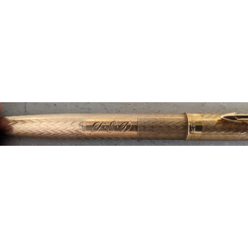 6 - A 9ct gold cased Parker ballpoint pen, engraved F & D, weighting a total of 18.1g, Location:CAB1
If ... 