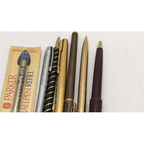 10 - Mixed pens to include a gold coloured Papermate propelling pencil, a gold coloured Parker fountain p... 