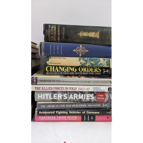 432 - Mixed war-related books to include a Folio Society The Siege of Delhi by Richard Barter, The History... 