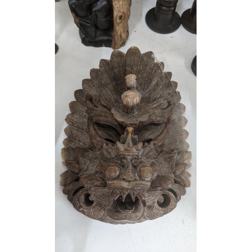 461 - Treen items to include mainly African tribal examples including a bust of an elderly gentleman and o... 