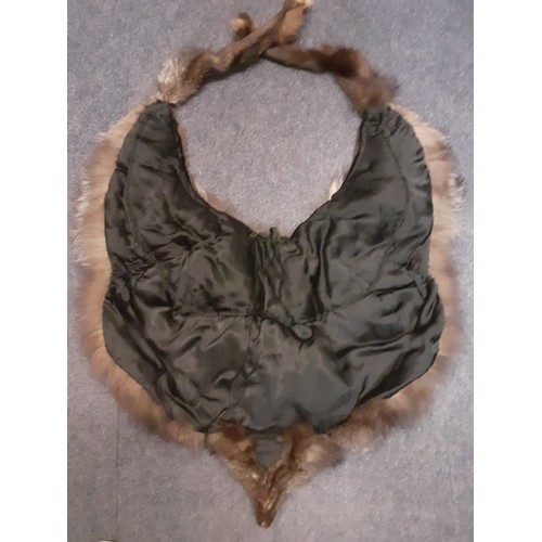 72 - A vintage silver fox fur 'cape-style' stole. Location:BWR
Condition:Good, no stiffness, loss of fur ... 