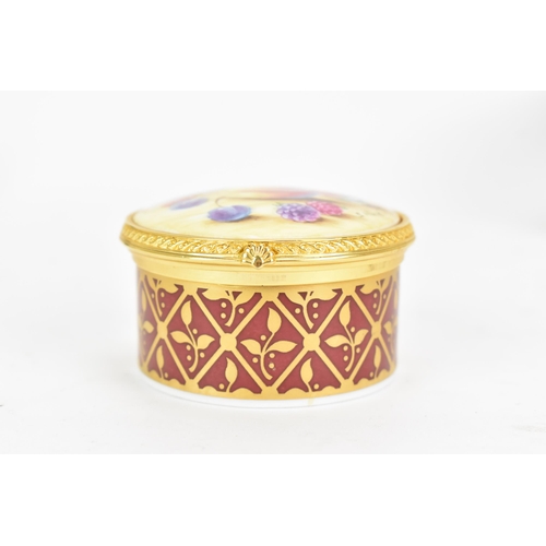 122 - A Royal Worcester fruit decorated trinket box entitled 'Peaches' having a hinged lid panted with fru... 