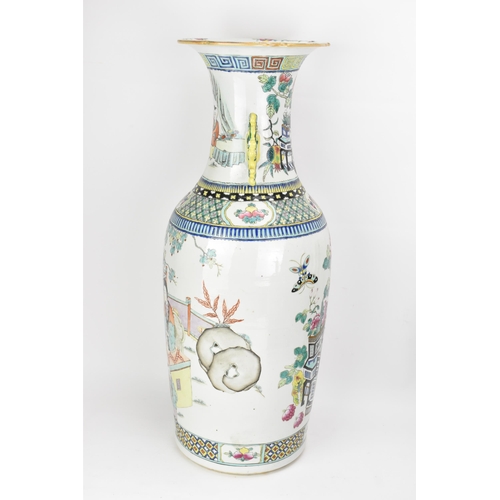 3 - A Chinese Famille Rose large vase, late Qing/early republic period, having a Grecian key border to t... 