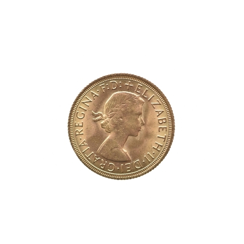 159 - United Kingdom - Elizabeth II (1952-2022), 1967 Gold Sovereign, featuring Mary Gillicks iconic first... 