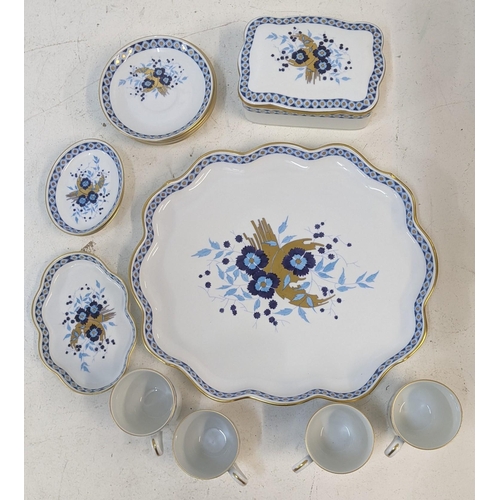 118 - A Herend Malev part blue and white tea set
Location:LWB
If there is no condition report shown, pleas... 