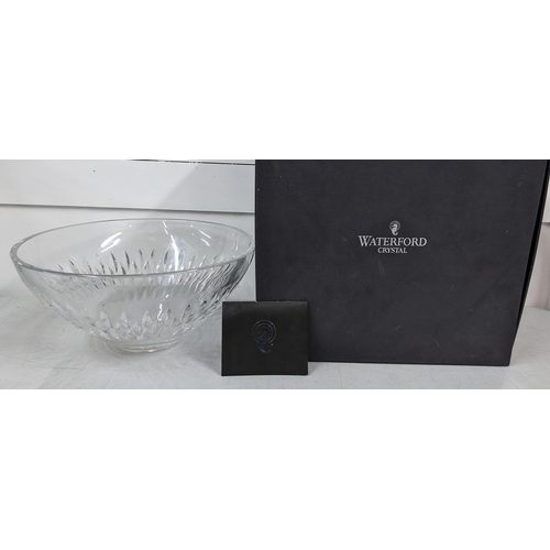 217 - A Waterford crystal Quinn bowl, 12