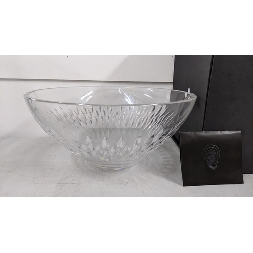 217 - A Waterford crystal Quinn bowl, 12