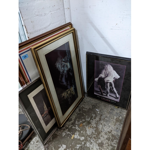 248 - A mixed selection of framed and glazed prints to include a Deighan signed artist proof print of stud... 