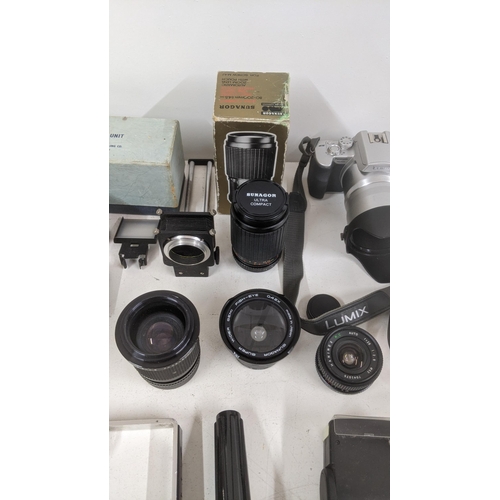 292 - Photographic and video equipment to include a JVC Super VHS, MFAP Pontiac, an Asahi Pentax Spotmatic... 