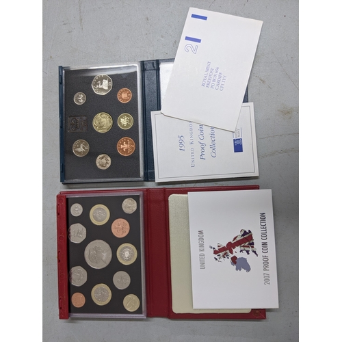 31 - United Kingdom Deluxe Proof Sets 1995-2007
Location:4.2
If there is no condition report shown, pleas... 