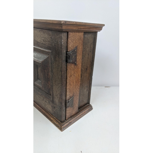 312 - An 18th century and later oak table top cabinet fitted with drawers 44cm H x 39cm W, 22cm deep

Loca... 