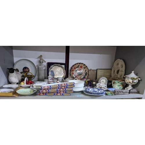 97 - A mixed lot of ceramics, silver plate and other items to include Naples trinket box, and pot and cov... 