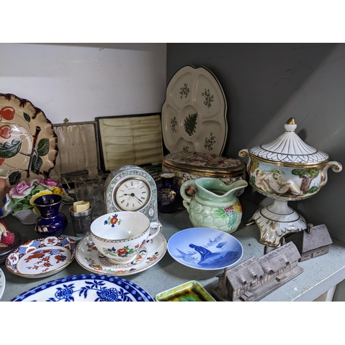 97 - A mixed lot of ceramics, silver plate and other items to include Naples trinket box, and pot and cov... 