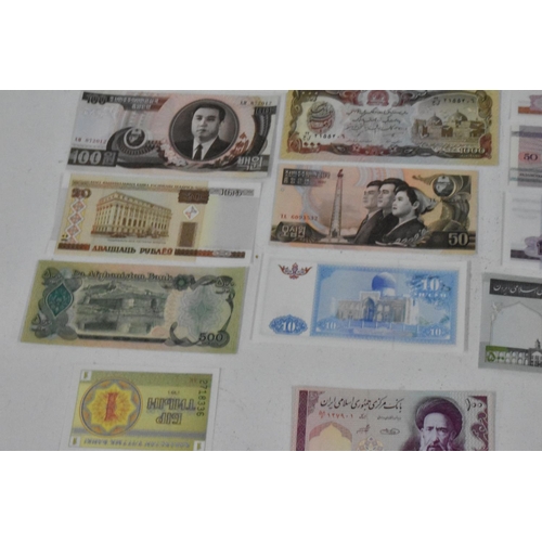 498 - Mixed World Banknotes - A collection of mixed banknotes to include Mongolia 20 Tugrik and others, Af... 