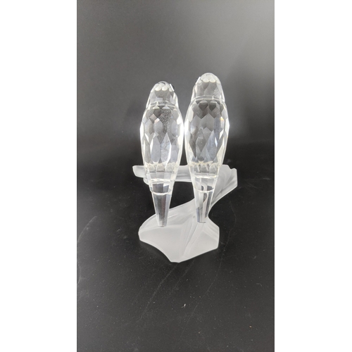 449 - A 1987 collectors piece boxed Swarovski Crystal model of two birds titled Love Birds Location:9.3
If... 