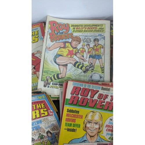 475 - A collection of mainly 1980's comic books and magazines to include 1977 Marvel Super Spiderman and t... 