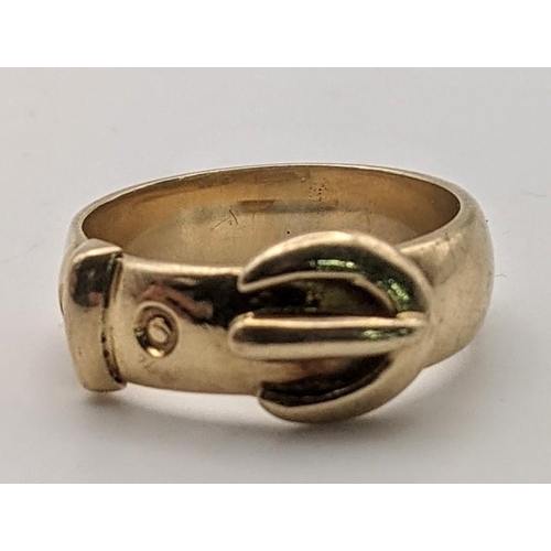 118 - A 9ct gold buckle ring, size L 1/2, 4.7g
Location: CAB 3
If there is no condition report shown, plea... 