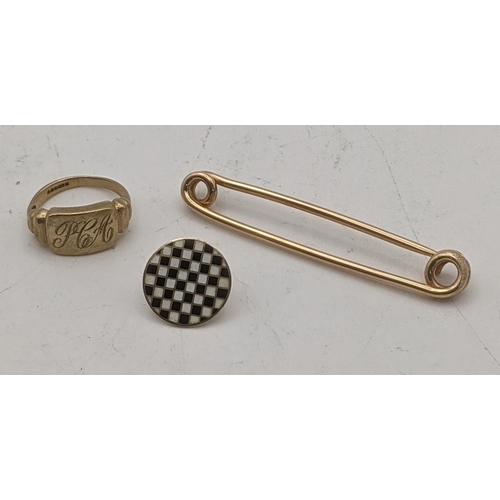 125 - A 9ct gold signet ring and stud, 3.5g, together with a yellow metal bar brooch, tested as 14ct gold ... 