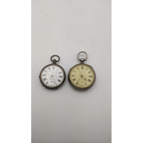 137 - Two late 19th/early 20th century silver open faced pocket watches to include a Kendal & Dent watch
L... 