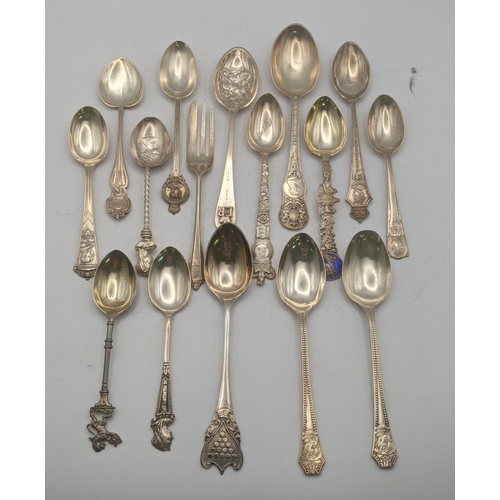 143 - A quantity of silver tea/collectors spoons, total weight 225.7g
Location: A3M
If there is no conditi... 