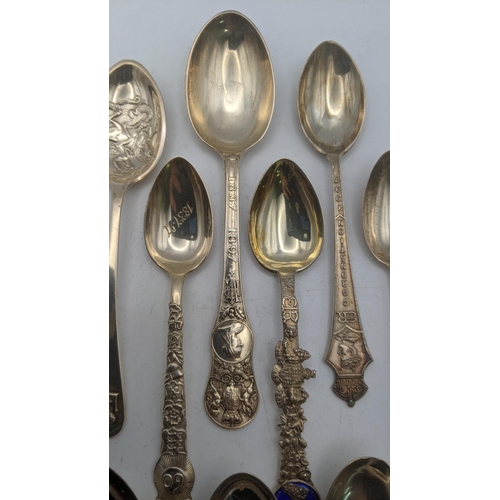 143 - A quantity of silver tea/collectors spoons, total weight 225.7g
Location: A3M
If there is no conditi... 