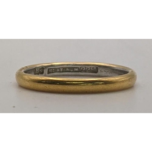 172 - A 22ct and platinum wedding band 2.8g
Location: RING
If there is no condition report shown, please r... 