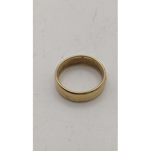 96 - An 18ct gold wedding band size P 1/2, 9.8g
Location: CAB 3
If there is no condition report shown, pl... 