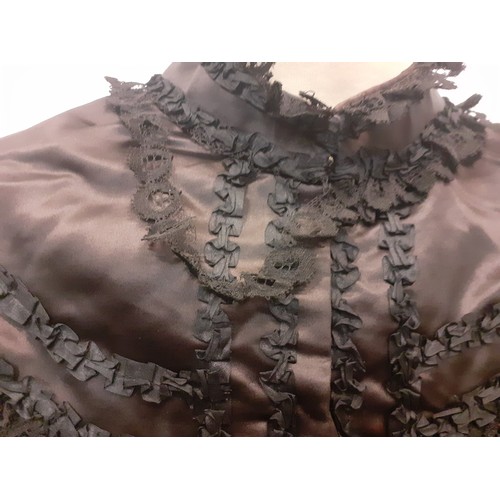 48 - A Victorian black silk and lace opera cape, approx 34