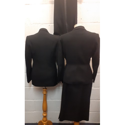 57 - A 1920's gents black evening suit made in Budapest approx 28