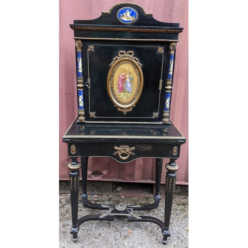 168 - A Napoleon III ebonised and ormolu mounted lady