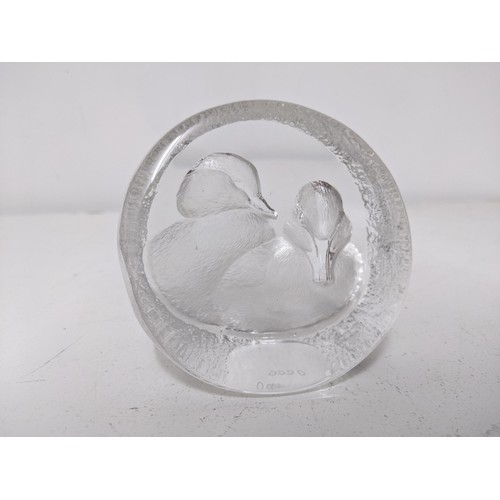 95 - A Mats Jonasson Signature Collection Swedish glass paperweight, decorated with two ducklings, signed... 