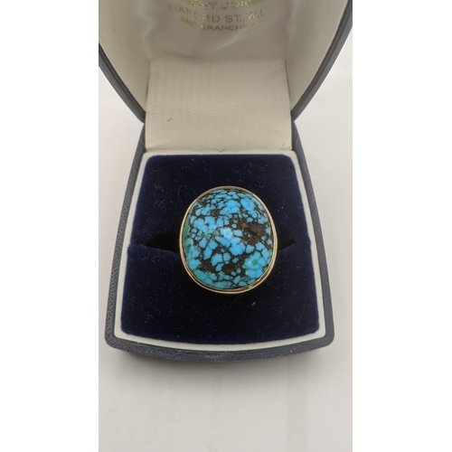 58 - A 9ct gold and turquoise cabochon ladies ring size M½ 8g
Location:CAB1
If there is no condition repo... 