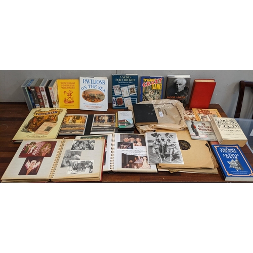 116 - A collection of items mostly The Arts to include books, photo albums, VHS's and theatre programmes
L... 