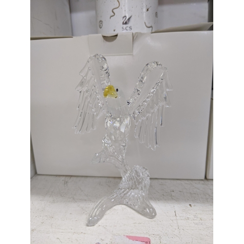 51 - Swarovski Crystal - six models of birds to include an Egret, Flamingo, Hummingbird, Eagle, four baby... 