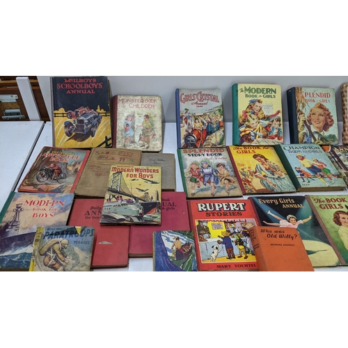 83 - A collection of vintage children's books, mostly boys and girls annuals from the 1930s and 1940s to ... 