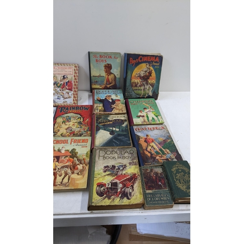 83 - A collection of vintage children's books, mostly boys and girls annuals from the 1930s and 1940s to ... 