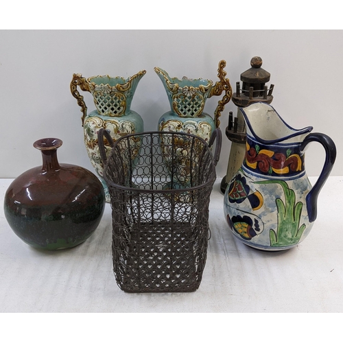 88 - A mixed lot to include twin Victorian jugs, A/F, a wooden lighthouse, a studio pottery vase, a Mexic... 