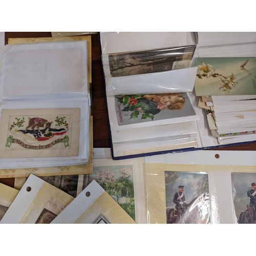 2 - A quantity of sweetheart cards, postcards and greeting cards/
Location: RAM
If there is no condition... 