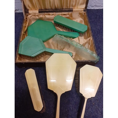 26 - Mixed 1920's-1950's dressing table items and part vanity sets to include Art Deco hand mirrors and b... 