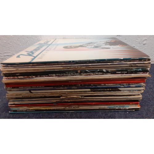 127 - A quantity of LP's, mainly Motown, to include The Jacksons, The Commodores and Joan Armatrading. Loc... 