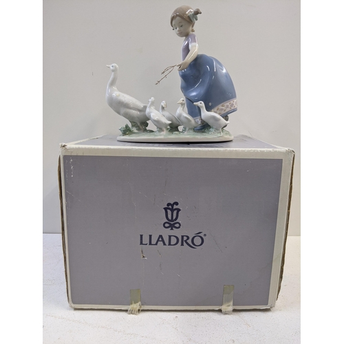LLADRO 2000/2001 ハードカバー 作品集 カタログ 楽天市場】リヤドロ ガスパール 1 グレス キリスト降誕 01012279