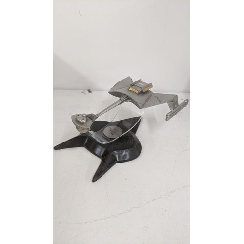 442 - Franklin Mint Star Trek Klingon cruiser with box
Location:BWR
If there is no condition report shown,... 